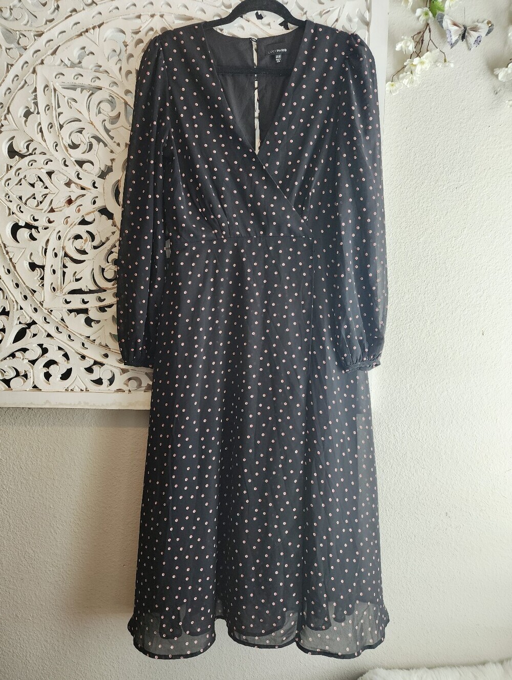 LUCY PARIS POLKA DOT MIDI LONG SHEER SLEEVE SIZE MEDIUM.
